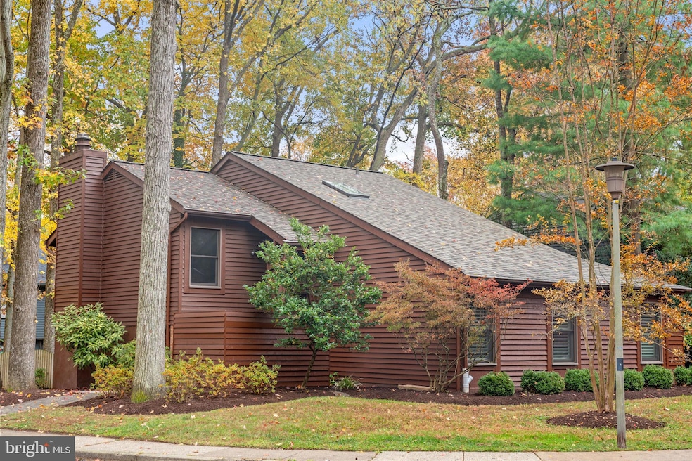 1813 Glade Ct, Annapolis, MD 21403 - photo 1