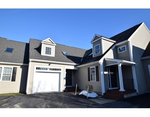 110 Meadow Ln unit 110, Randolph, MA 02368 - photo 1