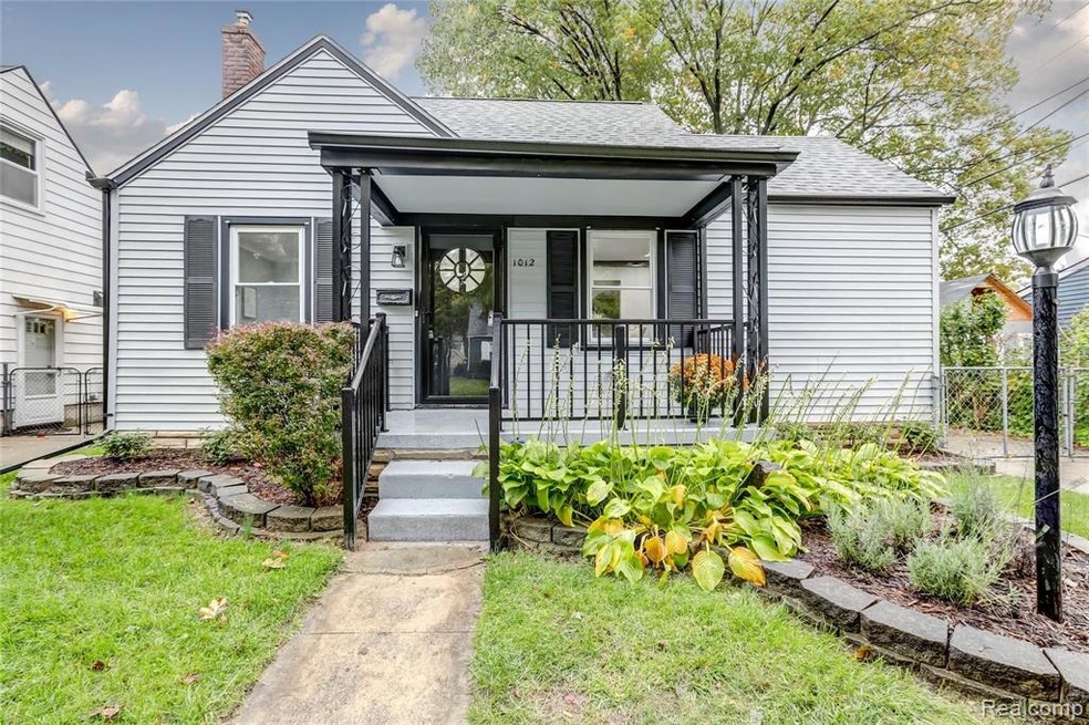 1012 Grove Avenue, Royal Oak, MI-1.jpg-FULL