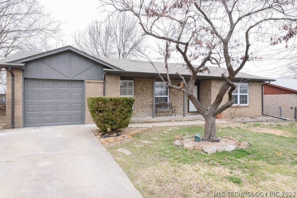 607 W 150th St S, Glenpool, OK 74033 - photo 1