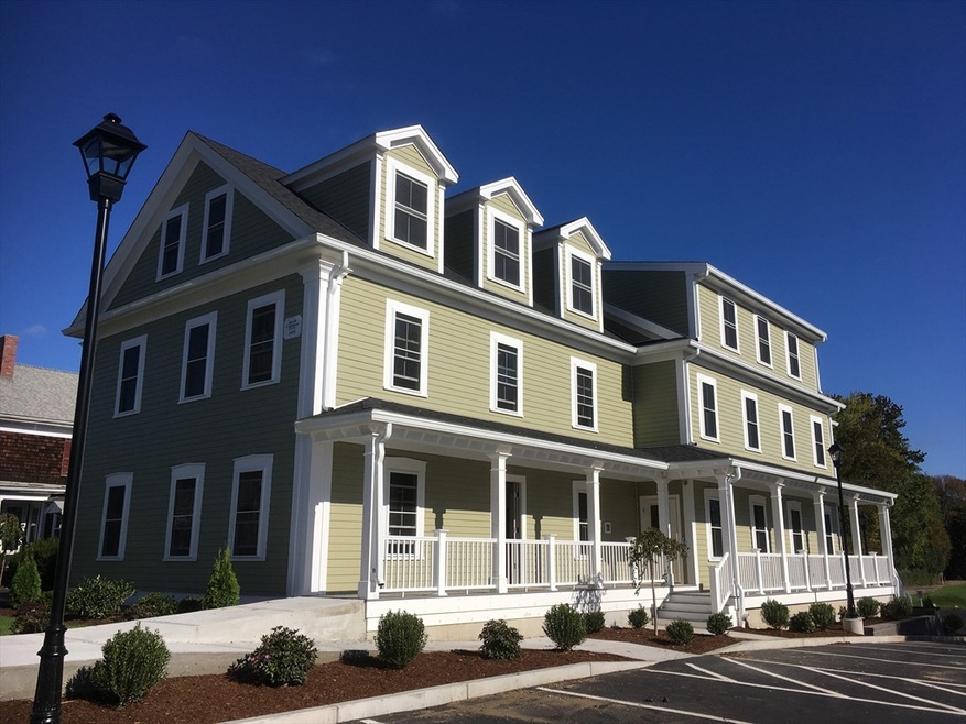 67 North St unit 2A, Medfield, MA 02052 - photo 1