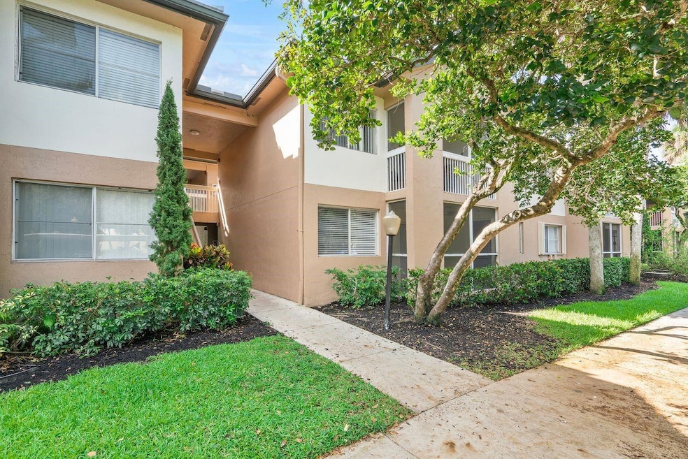 9899 Westview Dr unit 516, Coral Springs, FL 33076 - photo 1