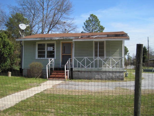 2721 Flewellyn Dr, Macon, GA 31217 - photo 1