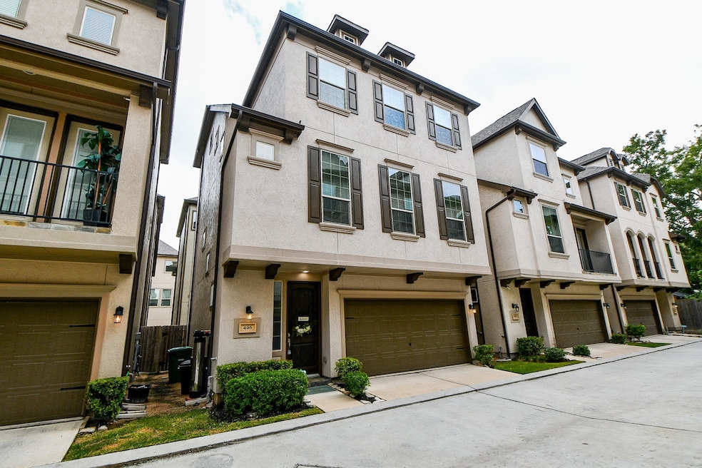 For Rent $2,500/month