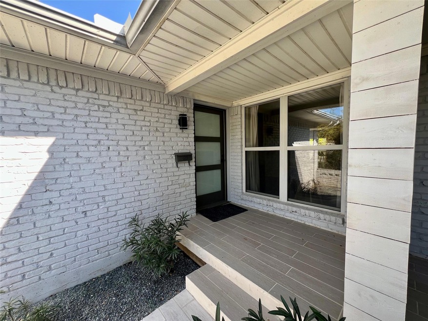 7410 Walling Ln, Dallas, TX 75231 - photo 1