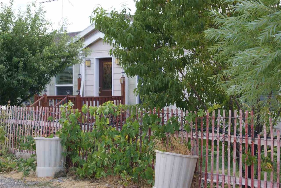 9100 Sabin Dr, Winnemucca, NV 89445 - photo 1