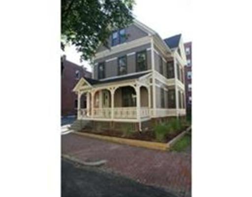 56 Temple St unit A, Springfield, MA 01105 - photo 1