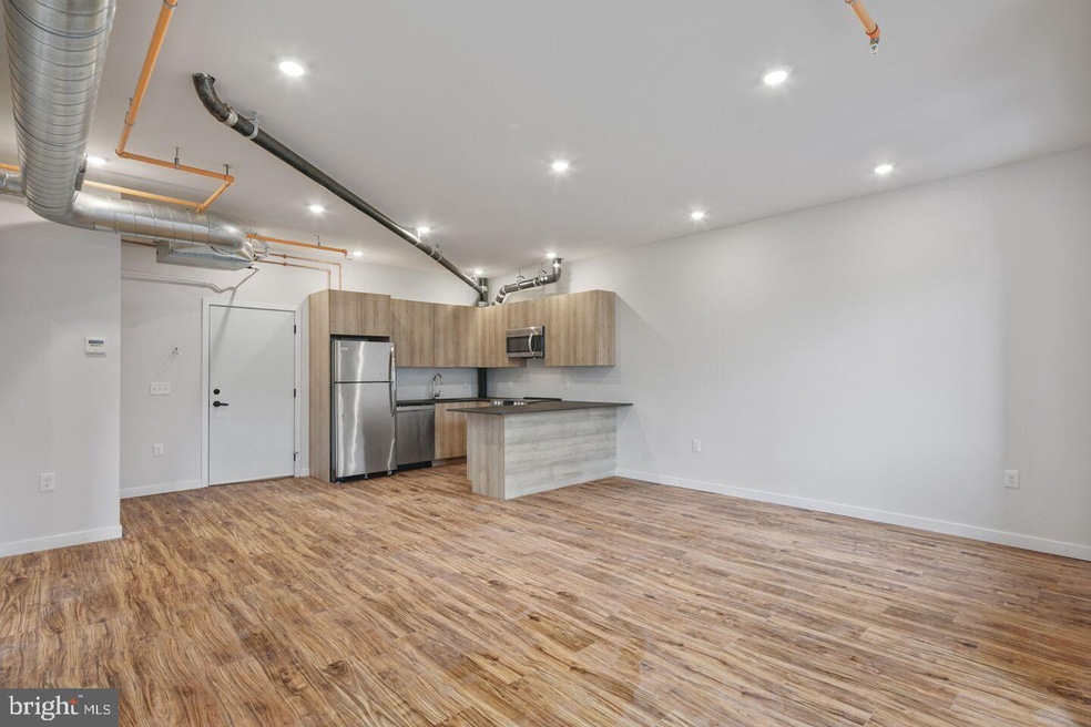 1231 Wood St unit 20S, Philadelphia, PA 19107 - photo 1