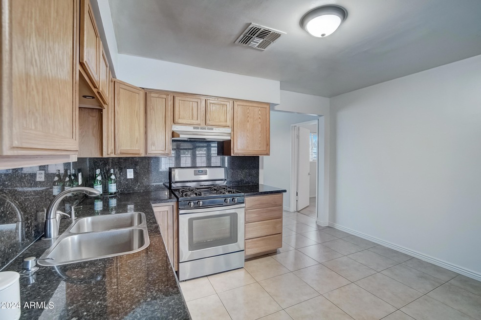 Gourmet Kitchen
