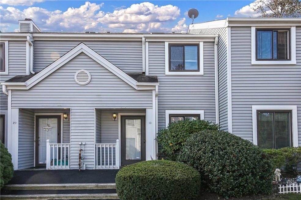 19 Leisure Way, Mohegan Lake, NY 10547 - photo 1