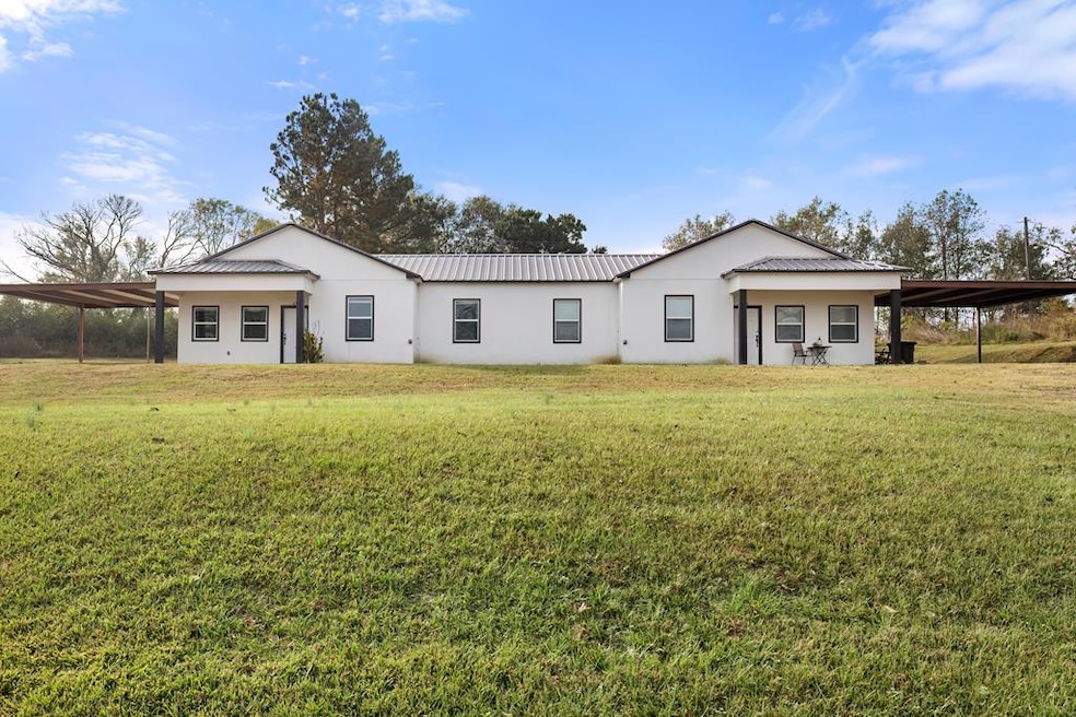 156 Cr 122e, Nacogdoches, TX 75961 - photo 1