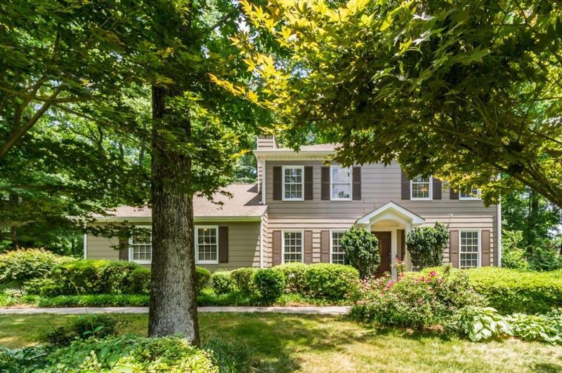 3859 W Clinton Court - Welcome Home!