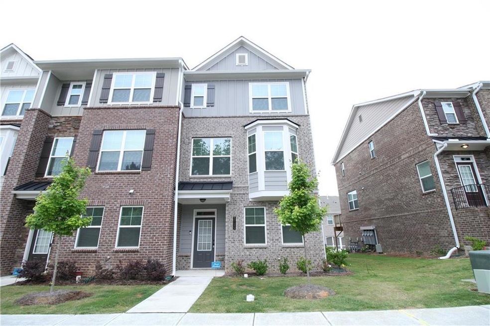 Multi unit property with a front lawn