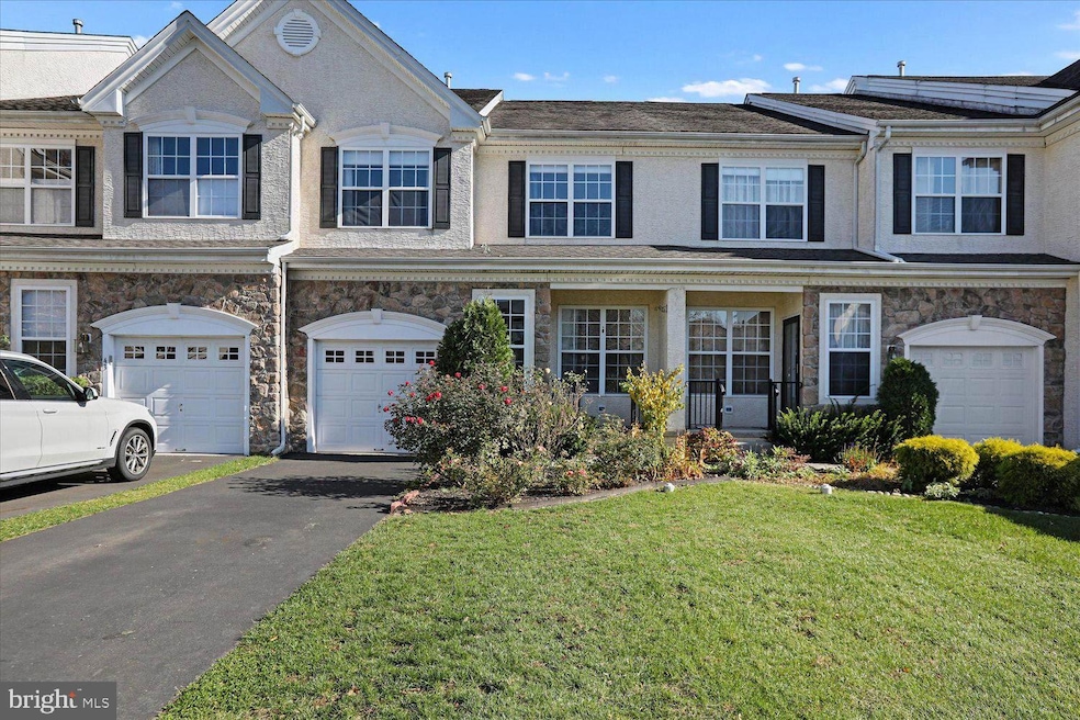 41 Brecknock Ct, Newtown, PA 18940 - photo 1