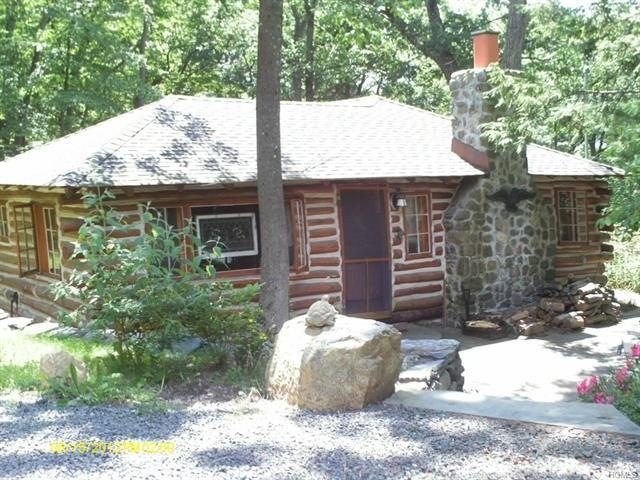 33 Woods Rd, Greenwood Lake, NY 10925 - photo 1
