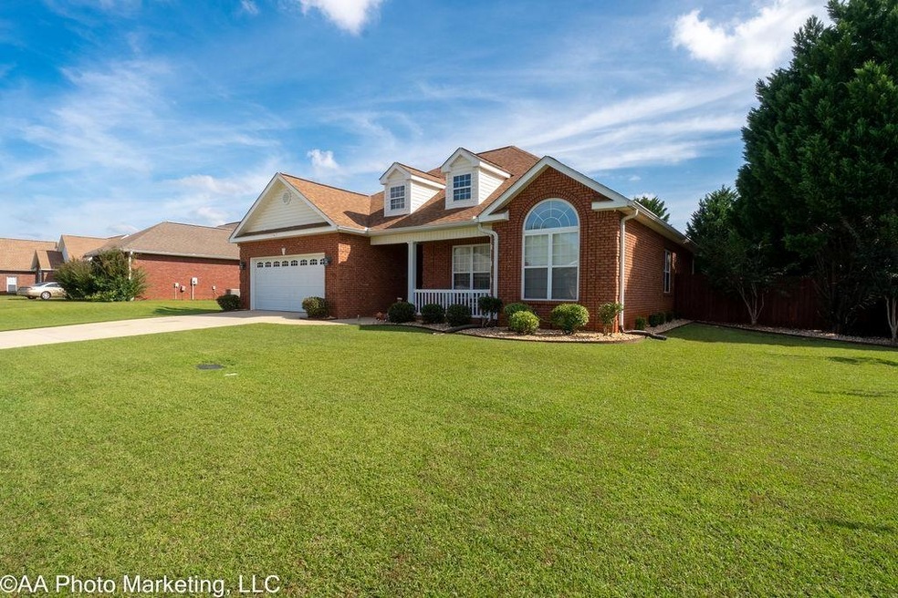 107 Sir Patrick Way, Warner Robins, GA 31088 - photo 1