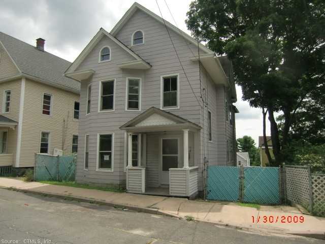 19 Sarsfield St, Waterbury, CT 06704 - photo 1