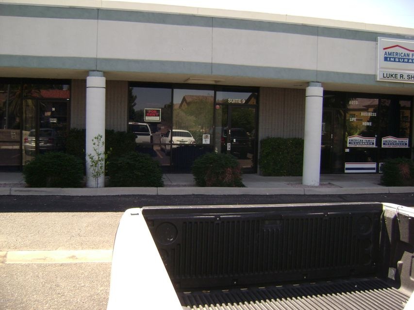 1717 E.Bell 001