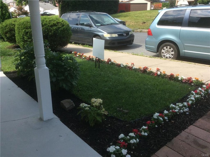 949 S Front St unit 951, Allentown, PA 18103 - photo 1