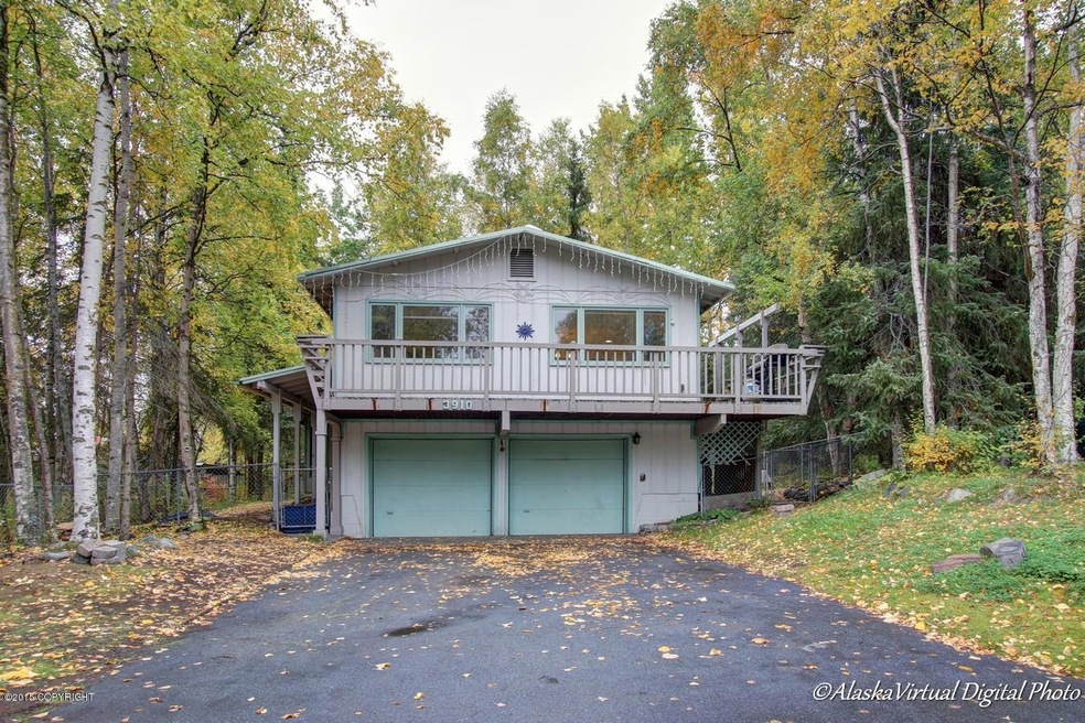 3910 Eastway Loop