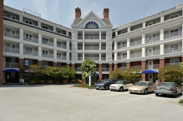 43 Harbor St unit 305, Stamford, CT 06902 - photo 1