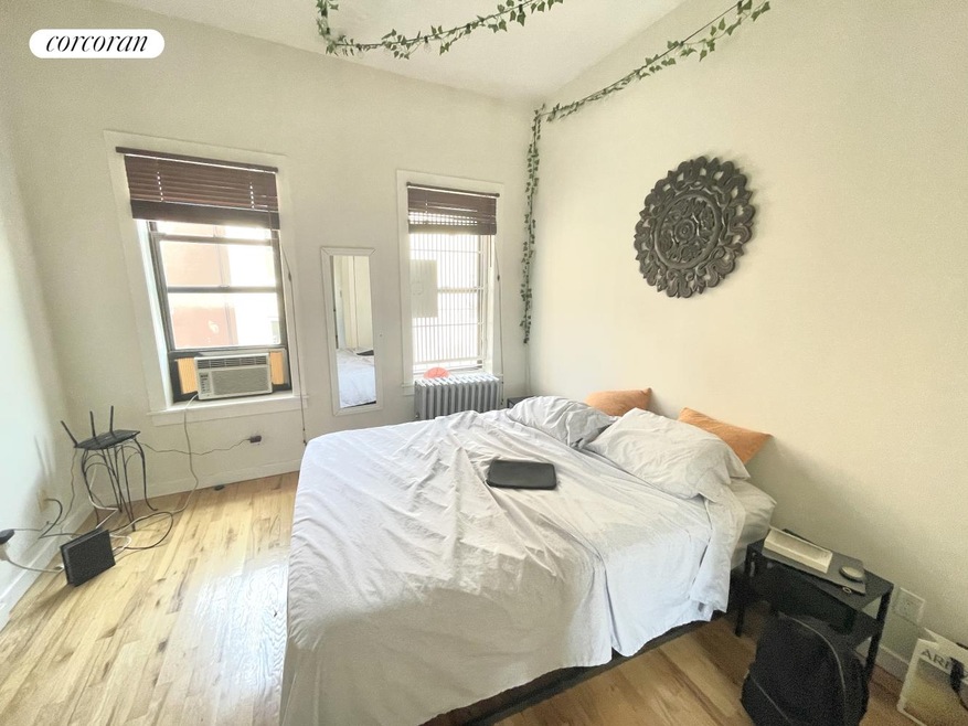 80 Thompson St unit 18, New York, NY 10012 - photo 1