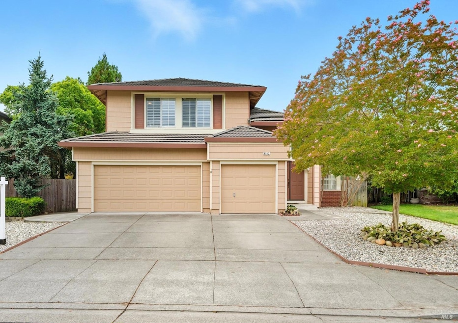 9512 Wellington Cir, Windsor, CA 95492 - photo 1