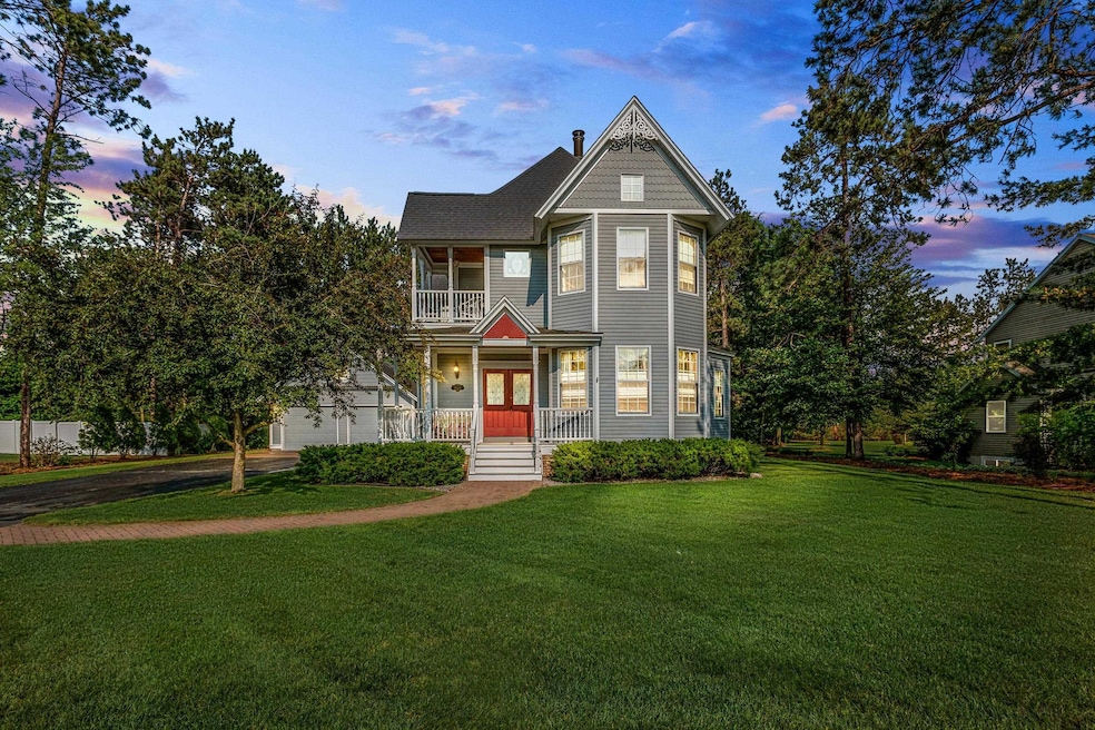 1020 Victorian Ln, Plover, WI 54467 - photo 1