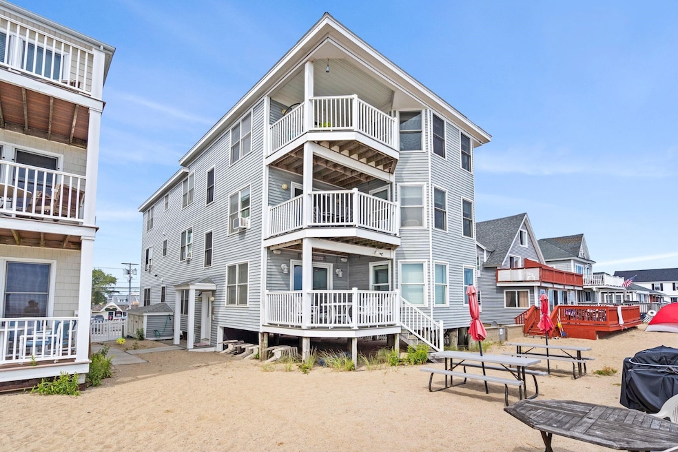 188 N End Blvd unit 3, Salisbury, MA 01952 - photo 1