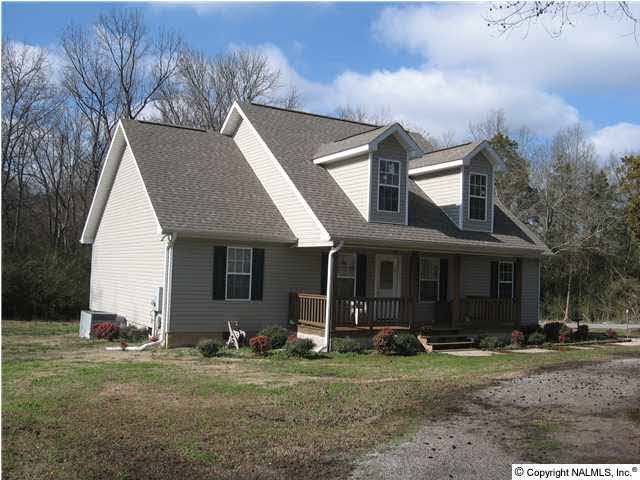 630 Carlton Click Rd, Grant, AL 35747 - photo 1