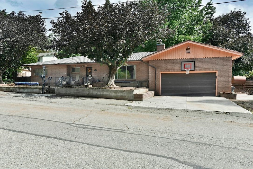 Sold $249,000