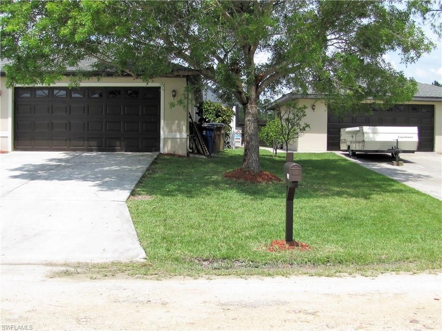 1901 Titus Ct, Lehigh Acres, FL 33972 - photo 1