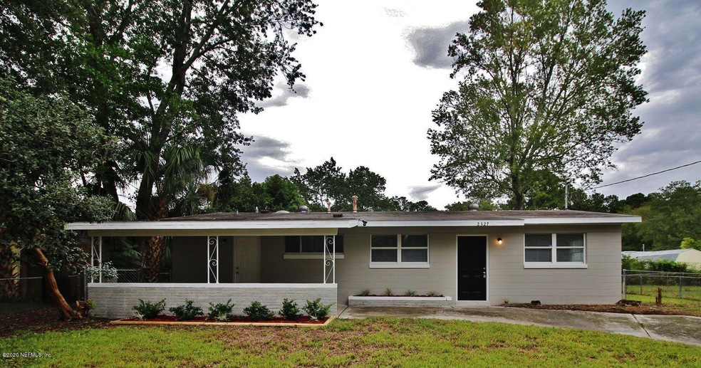 2327 Hugh Edwards Dr, Jacksonville, FL 32210 - photo 1