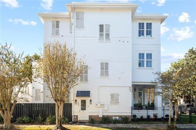 1441 Calhoun St, New Orleans, LA 70118 - photo 1