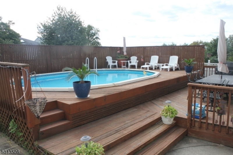 Sold $470,000 • Co-Listing Agent