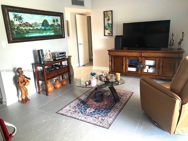 5180 E Sabal Palm Blvd unit 335, Tamarac, FL 33319 - photo 1