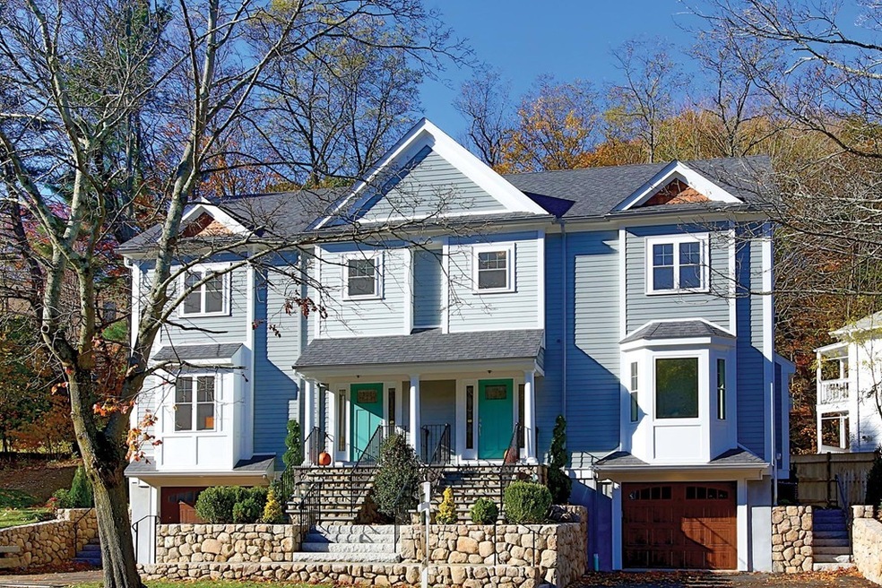 441 Lowell Ave unit 441, Newton, MA 02460 - photo 1