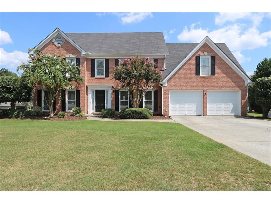 GORGEOUS HOME NESTLED ON LARGE LEVEL CUL-DE-SAC LO