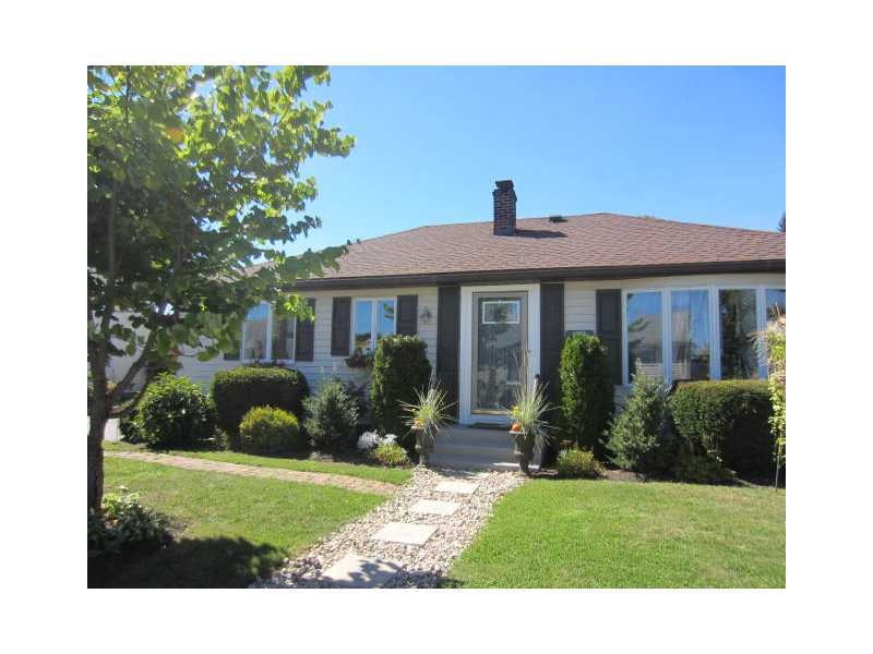 177 Cornell St, Cranston, RI 02920 - photo 1