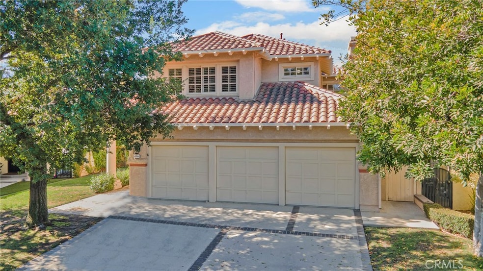 Sold $1,579,000 • Co-Listing Agent