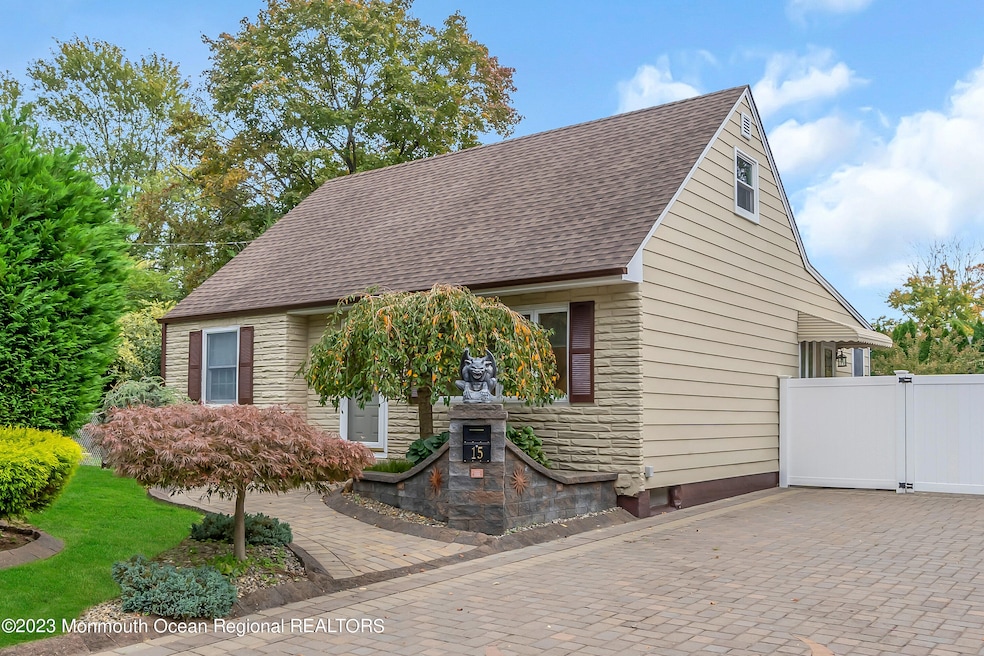 Sold $490,000 • Co-Listing Agent