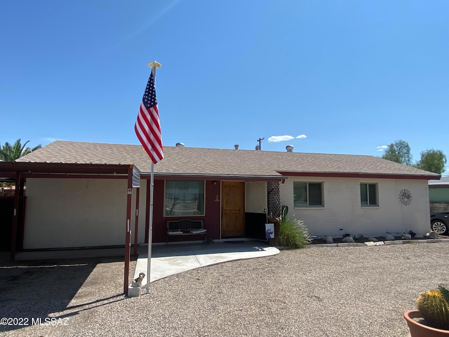 4818 E 17th St, Tucson, AZ 85711 - photo 1