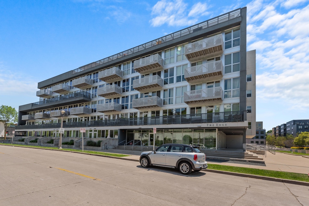 Edge Condominiums unit 102, Milwaukee, WI 53212 - photo 1
