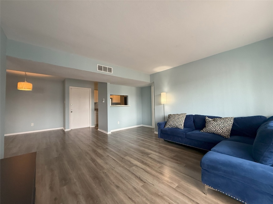 For Rent $1,650/month
