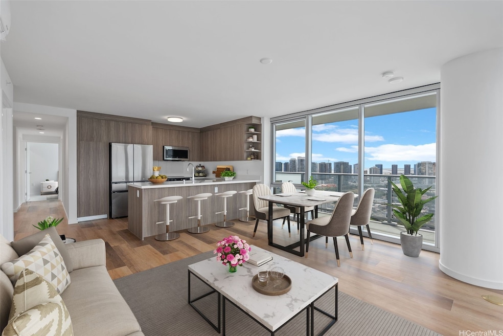 Under Contract $1,498,000