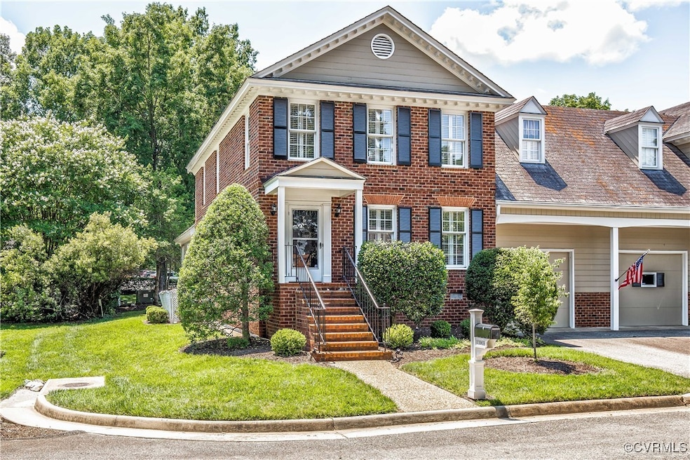 Charming condo in desirable Salisbury neighborhood