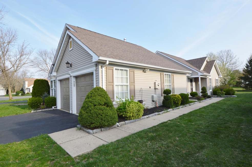 2471 Woodbine Ln, Toms River, NJ 08755 - photo 1