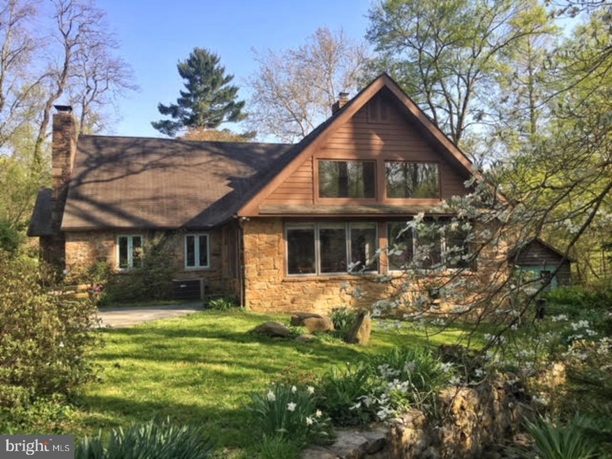 2123 Meadow Ln, Wilmington, DE 19810 - photo 1