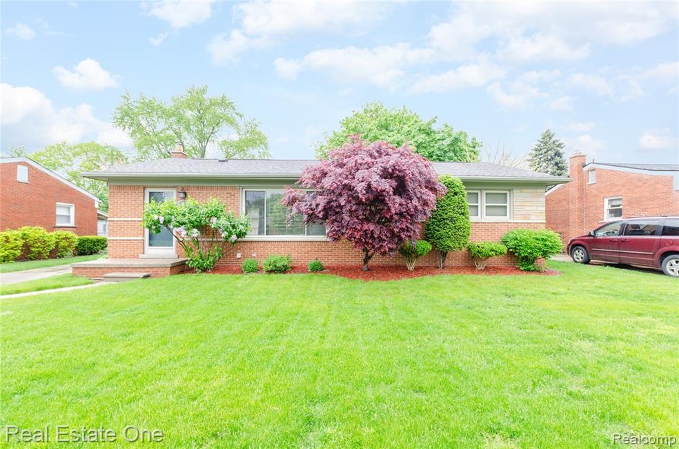 29460 Oakley St- Front