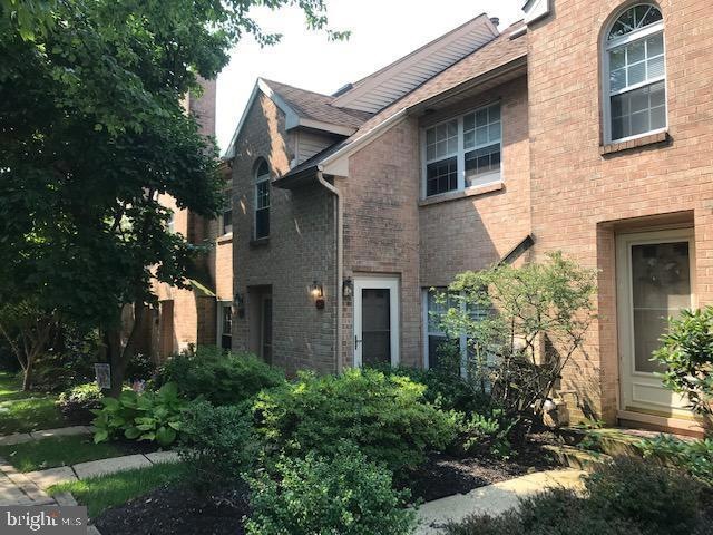 46 Rampart Dr, Chesterbrook, PA 19087 - photo 1